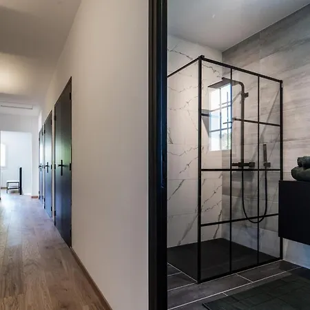 Zaderri Apartmán